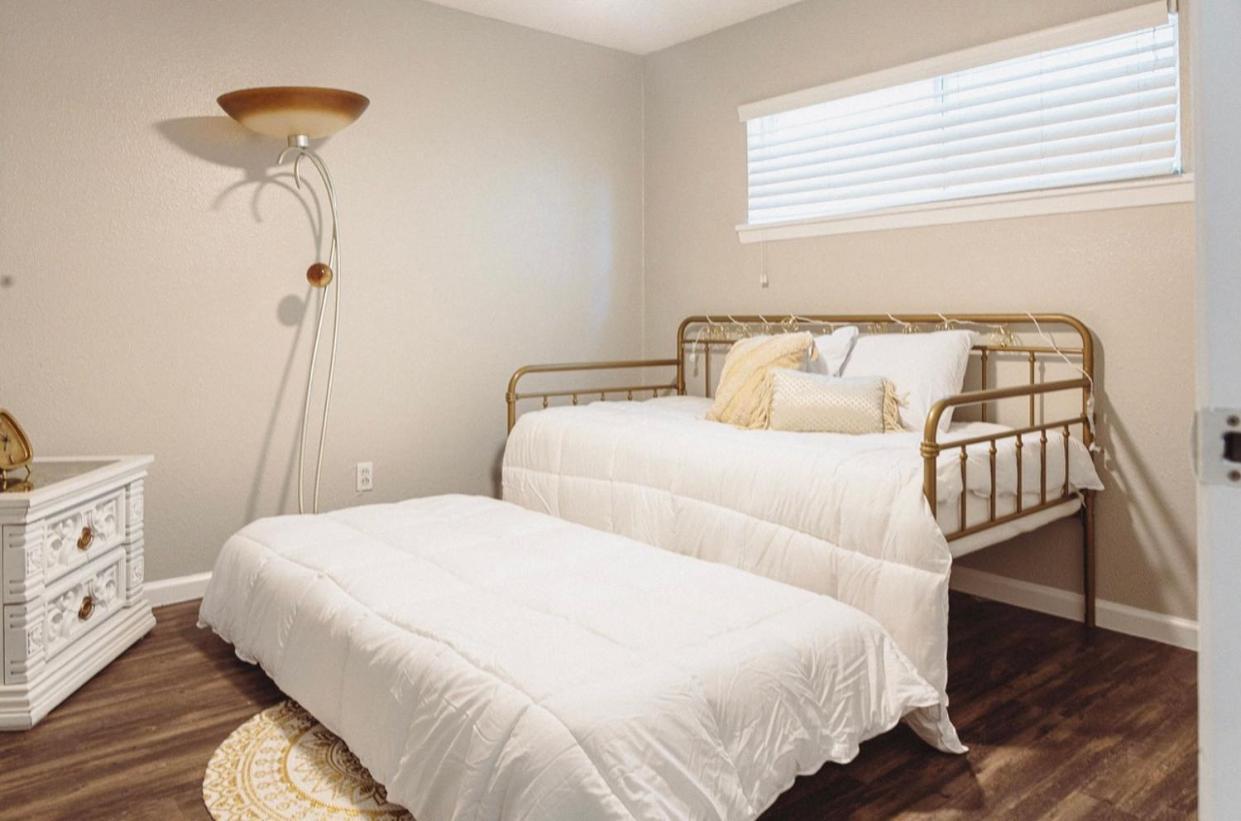 Premium Styled 2 Bedroom Apt In The Heart Of The Heights Houston Exterior photo