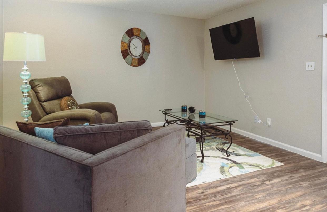 Premium Styled 2 Bedroom Apt In The Heart Of The Heights Houston Exterior photo